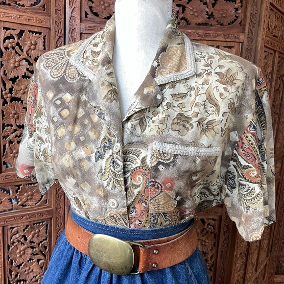 Vintage Paisley Floral Printed Button Down Blouse with Crochet Trim Boho Western - Picture 3 of 12